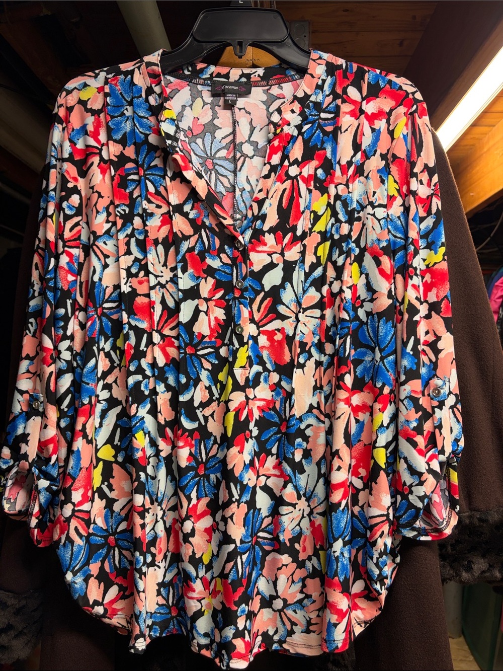 Cocomo Multicolor Floral Print Popover Blouse Split Neck Roll-Tab Sleeve L